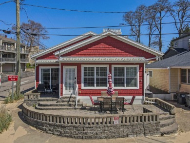 Beach Home For Sale in South Haven, Michigan