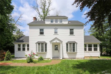 Beach Home For Sale in Centre Island, New York