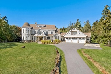 Beach Home For Sale in Scarborough, Maine