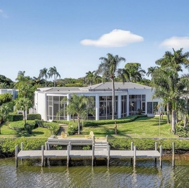 Beach Home For Sale in Palm Beach Gardens, Florida
