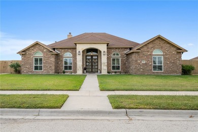 Beach Home For Sale in Corpus Christi, Texas