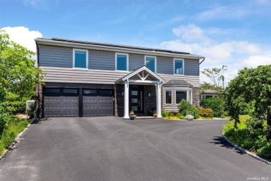 Beach Home For Sale in Wantagh, New York