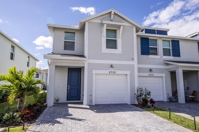 Beach Townhome/Townhouse For Sale in Stuart, Florida