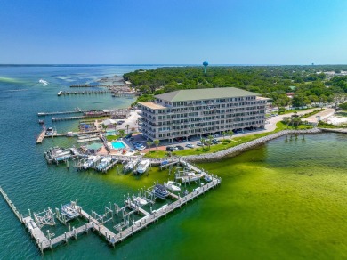 Beach Condo For Sale in Destin, Florida