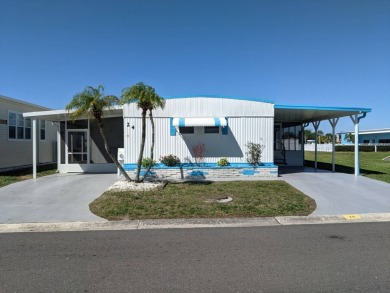 Beach Home For Sale in Bradenton, Florida