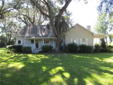 Beach Home For Sale in Townsend, Georgia