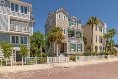 Beach Home For Sale in Saint Simons, Georgia