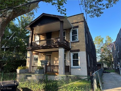 Beach Home For Sale in Cleveland, Ohio