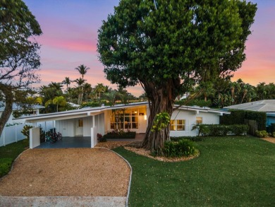 Beach Home For Sale in Jupiter Inlet Colony, Florida