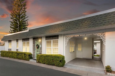 Beach Townhome/Townhouse For Sale in St. Petersburg, Florida