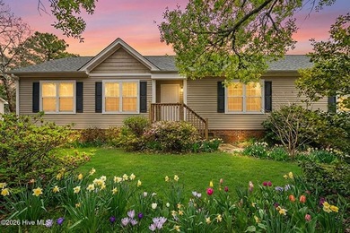 Beach Home For Sale in Oak Island, North Carolina