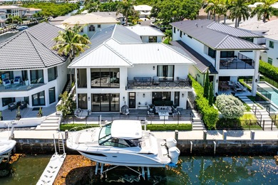 Beach Home For Sale in Boca Raton, Florida
