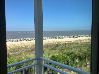 Beach Condo For Sale in Jekyll Island, Georgia
