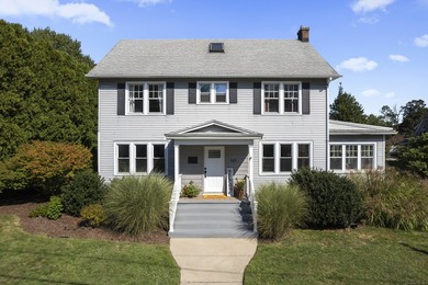 Beach Home Sale Pending in New London, Connecticut