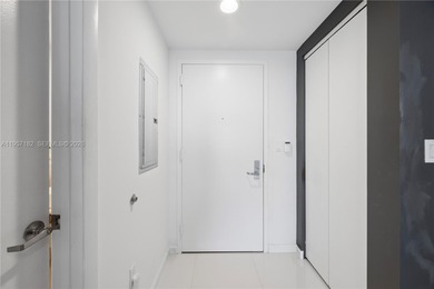 Beach Condo For Sale in Miami, Florida