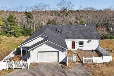 Beach Home For Sale in Georgetown, Maine