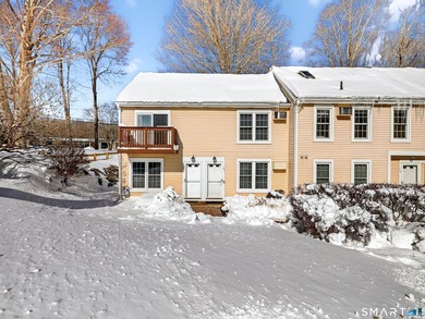 Beach Condo Sale Pending in Waterford, Connecticut