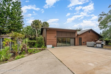 Beach Home Sale Pending in Palm Bay, Florida