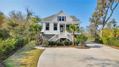 Beach Home For Sale in Saint Simons, Georgia