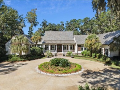 Beach Home For Sale in Saint Simons, Georgia