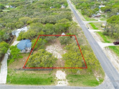 Beach Lot Sale Pending in Rockport, Texas