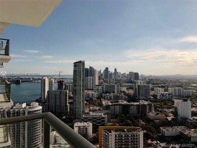 Beach Condo For Sale in Miami, Florida