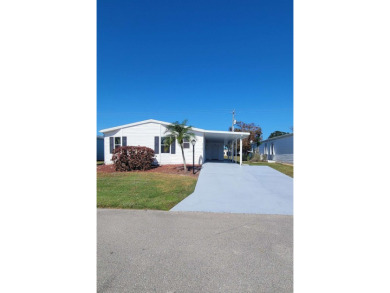 Beach Home For Sale in Port Saint Lucie, Florida