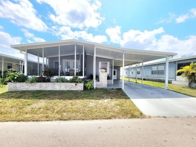 Beach Home For Sale in North Fort Myers, Florida