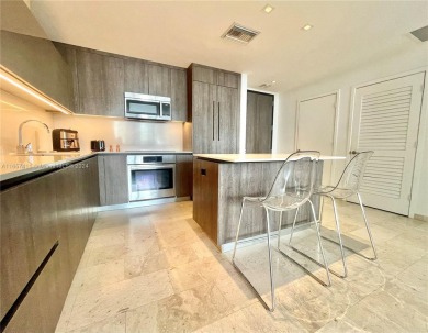 Beach Condo For Sale in Miami, Florida