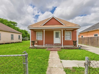 Beach Home For Sale in Port Arthur, Texas