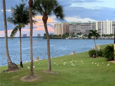 Beach Condo For Sale in Fort Myers Beach, Florida