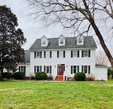 Beach Home Active Under Contract in Elizabeth City, North Carolina