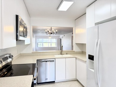 Beach Condo For Sale in Lake Worth, Florida