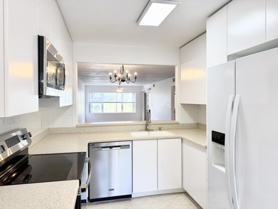 Beach Condo For Sale in Lake Worth, Florida