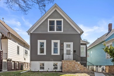 Beach Home For Sale in Milwaukee, Wisconsin