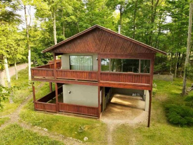 Beach Home For Sale in Charlevoix, Michigan
