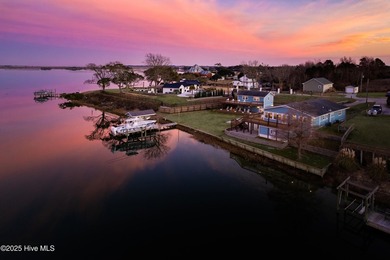 Beach Home For Sale in Hubert, North Carolina