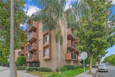 Beach Condo For Sale in Long Beach, California