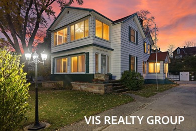 Beach Home For Sale in Muskegon, Michigan