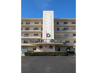 Beach Condo For Sale in St. Petersburg, Florida