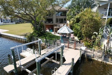 Beach Home For Sale in Tampa, Florida