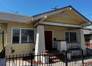 Beach Townhome/Townhouse For Sale in Long Beach, California