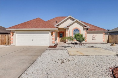 Beach Home Sale Pending in Corpus Christi, Texas