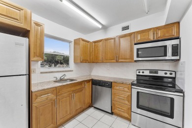 Beach Condo For Sale in Palm Springs, Florida