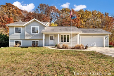 Beach Home For Sale in Holland, Michigan