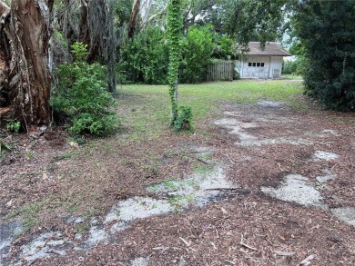 Beach Lot For Sale in Sarasota, Florida