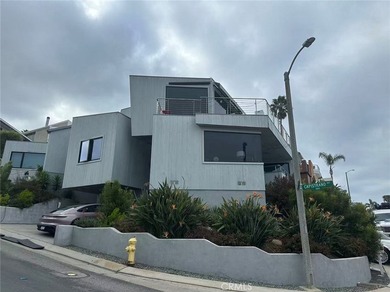 Beach Home For Sale in Laguna Beach, California
