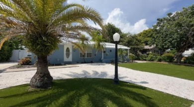 Beach Home Sale Pending in Bradenton, Florida