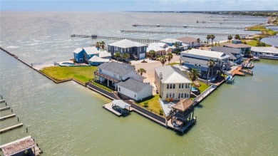 Beach Home For Sale in Rockport, Texas