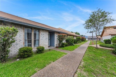 Beach Townhome/Townhouse For Sale in Corpus Christi, Texas